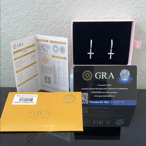 💎0.1Ctw Moissanite Jesus Cross Hoop Round Earrings GRA Certificate - Picture 2 of 11